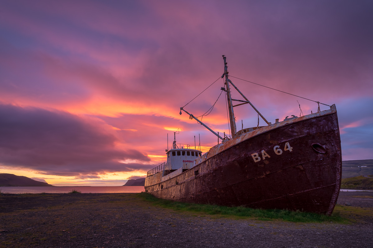 MAB-20180716-ICELAND-WESTFJORDS-SHIPWRECK-SUNSET-9847.jpg