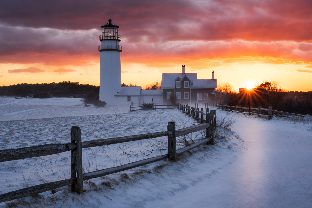 MAB-20220214-MA-HIGHLAND-LIGHTHOUSE-SUNSET-SNOW-28392.jpg