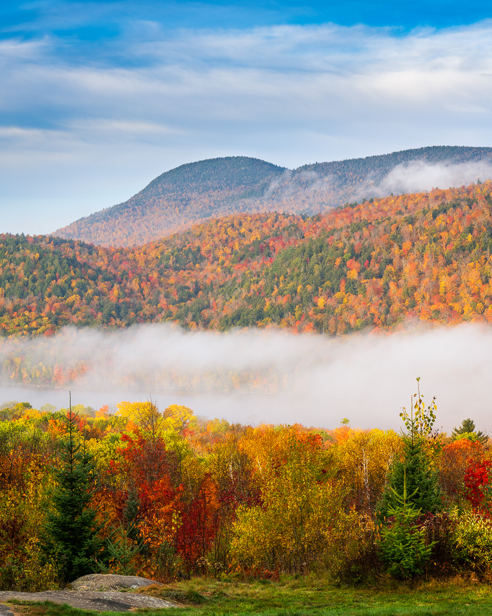 MAB-20211012-NY-ADIRONDACKS-AUTUMN-GARNET-HILL-SUNRISE-24747.jpg
