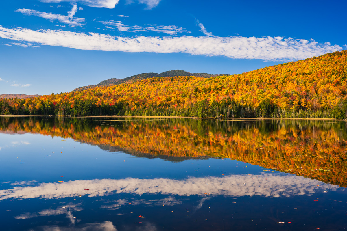 MAB-20211012-NY-ADIRONDACKS-AUTUMN-LAKE-REFLECTION-24805.jpg