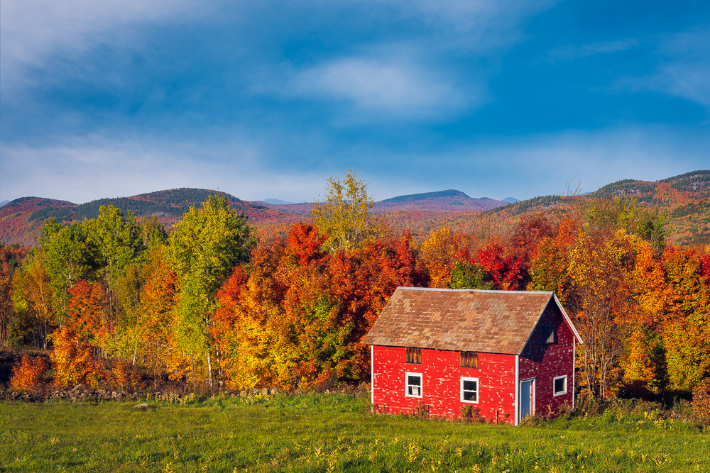 MAB-20211011-NY-ADIRONDACKS-AUTUMN-TREES-SHACK-24647.jpg