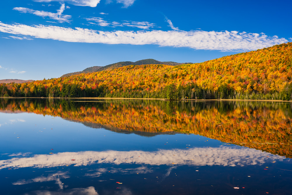 MAB-20211012-NY-ADIRONDACKS-AUTUMN-LAKE-REFLECTION-24805.jpg
