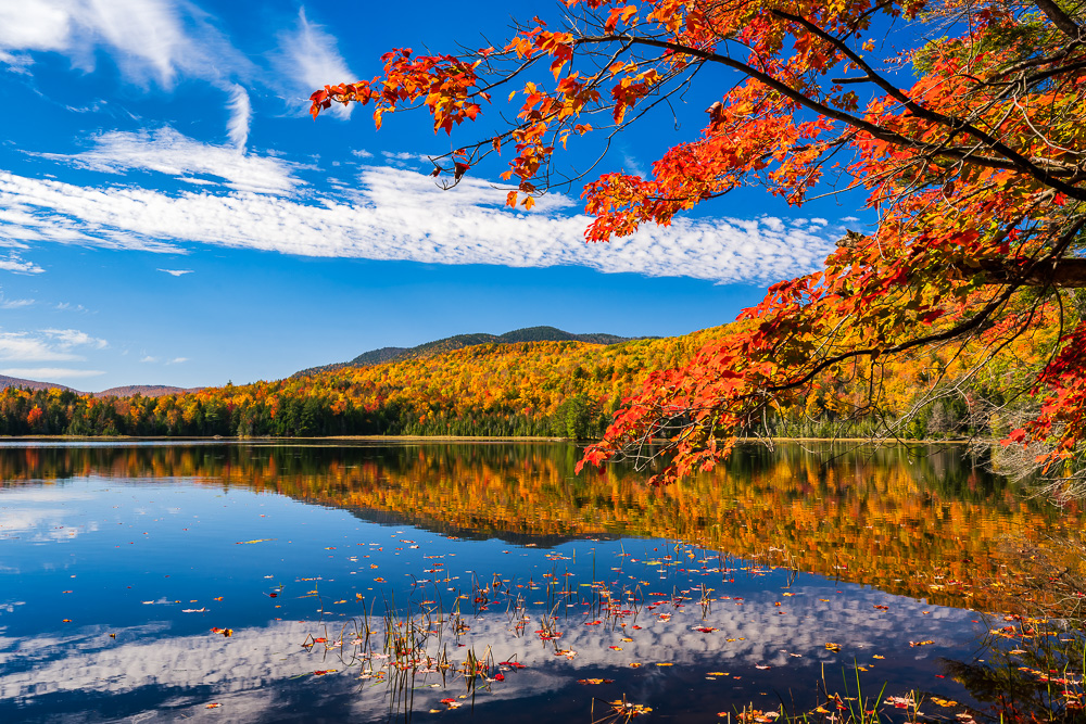 MAB-20211012-NY-ADIRONDACKS-AUTUMN-LAKE-REFLECTION-24818.jpg