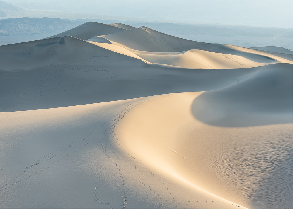 MAB-20190409-CA-DEATH-VALLEY-MESQUITE-DUNES-SUNRISE-71718.jpg
