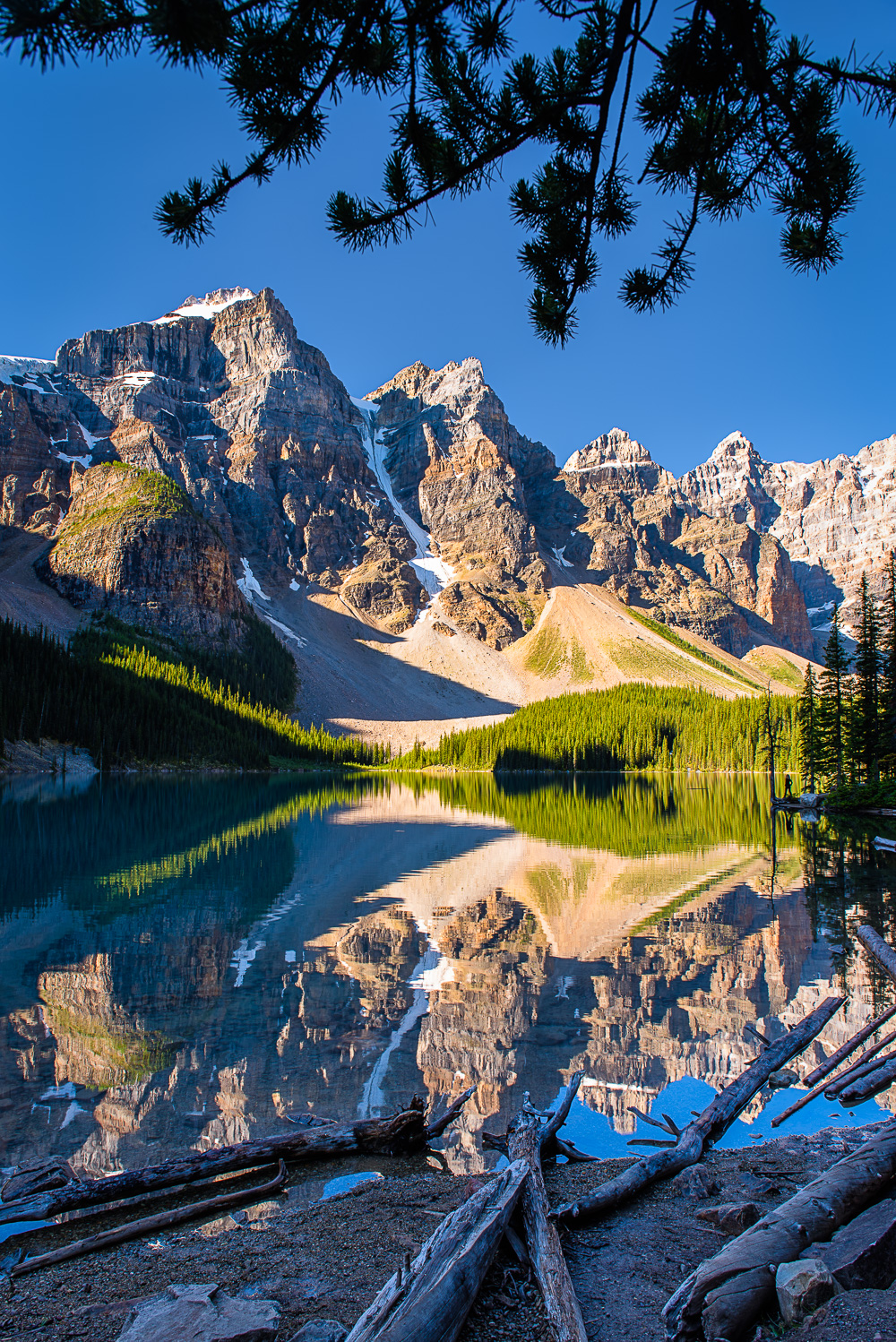 MAB-20160726-AB-MORAINE-LAKE-REFLECTION-8102443.jpg