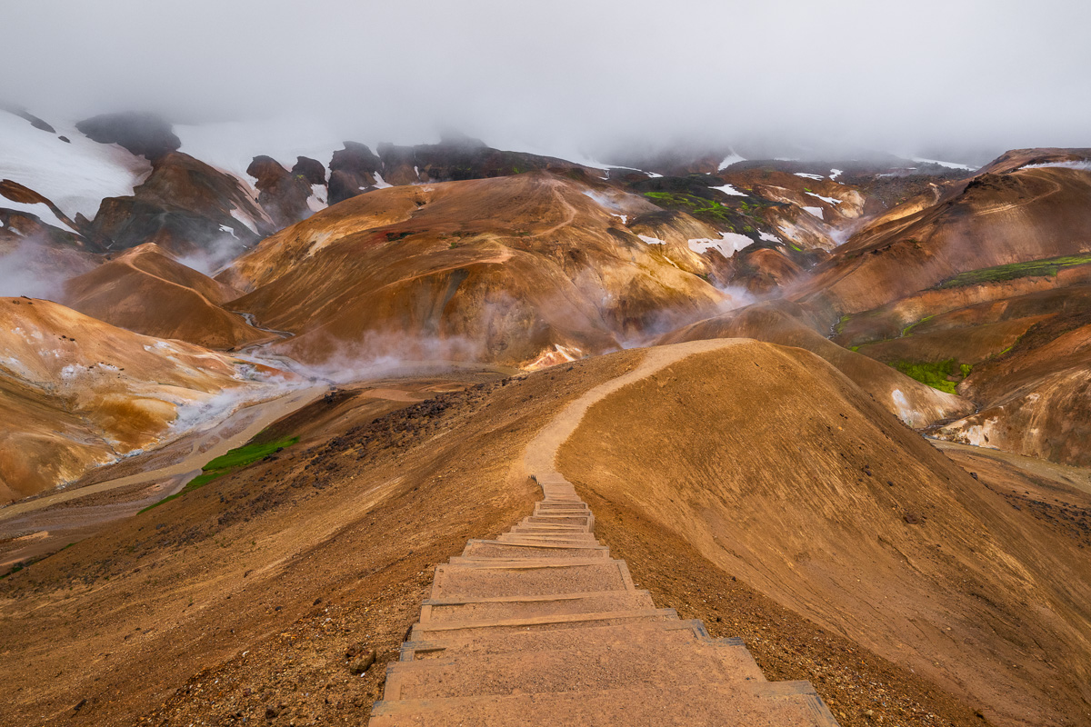 MAB-20250730-ICELAND-HIGHLANDS-MOUNTAIN-MIST-7528.jpg