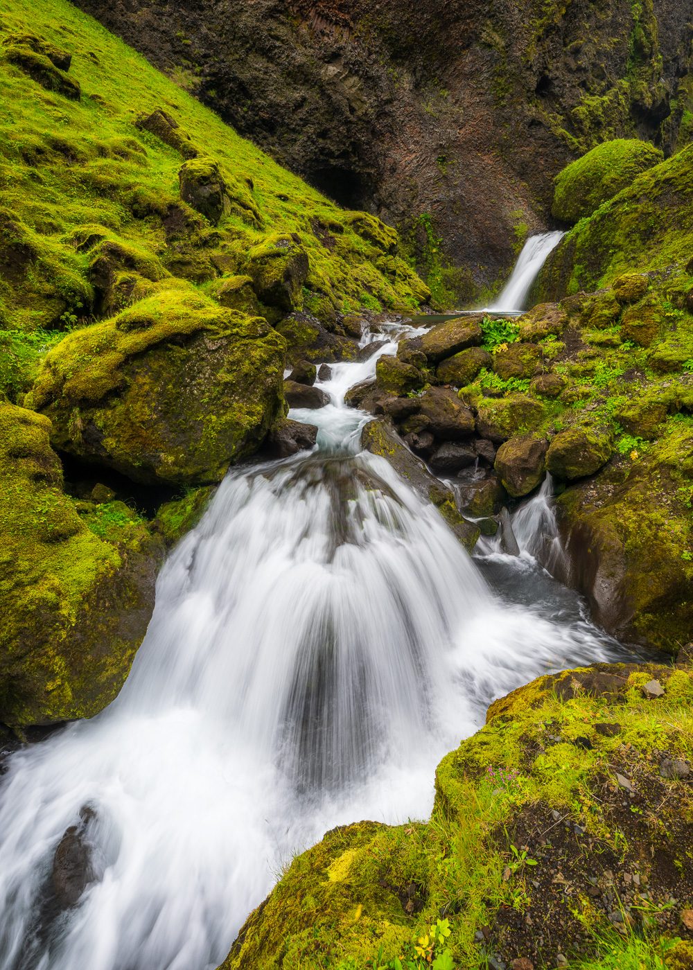 MAB-20250802-ICELAND-THAKGIL-WATERFALL-7733.jpg