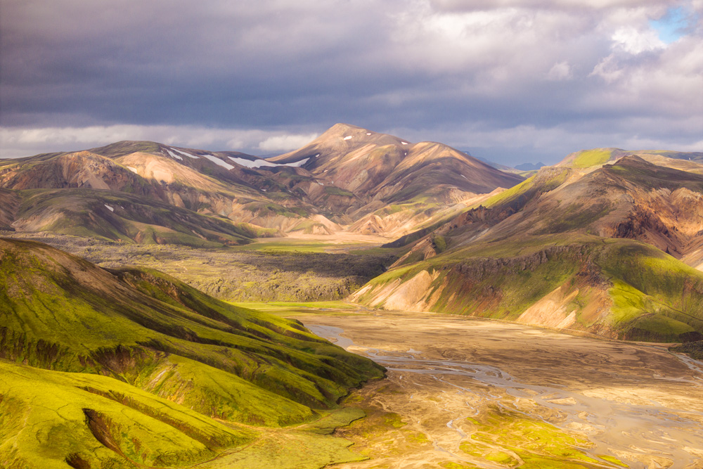MAB-DJI-20250802-ICELAND-HIGHLANDS-LANDMANNALAUGAR-MOUNTAINS-0022.jpg