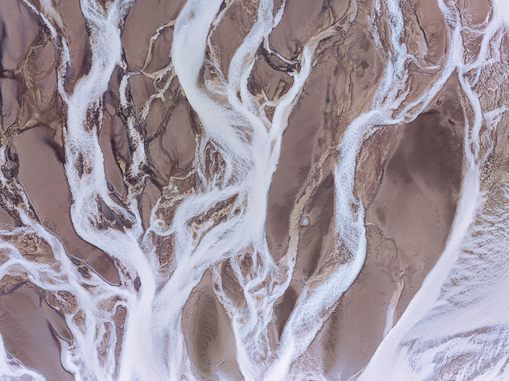 MAB-DJI-20250803-ICELAND-HIGHLANDS-GLACIAL-RIVERS-0020.jpg