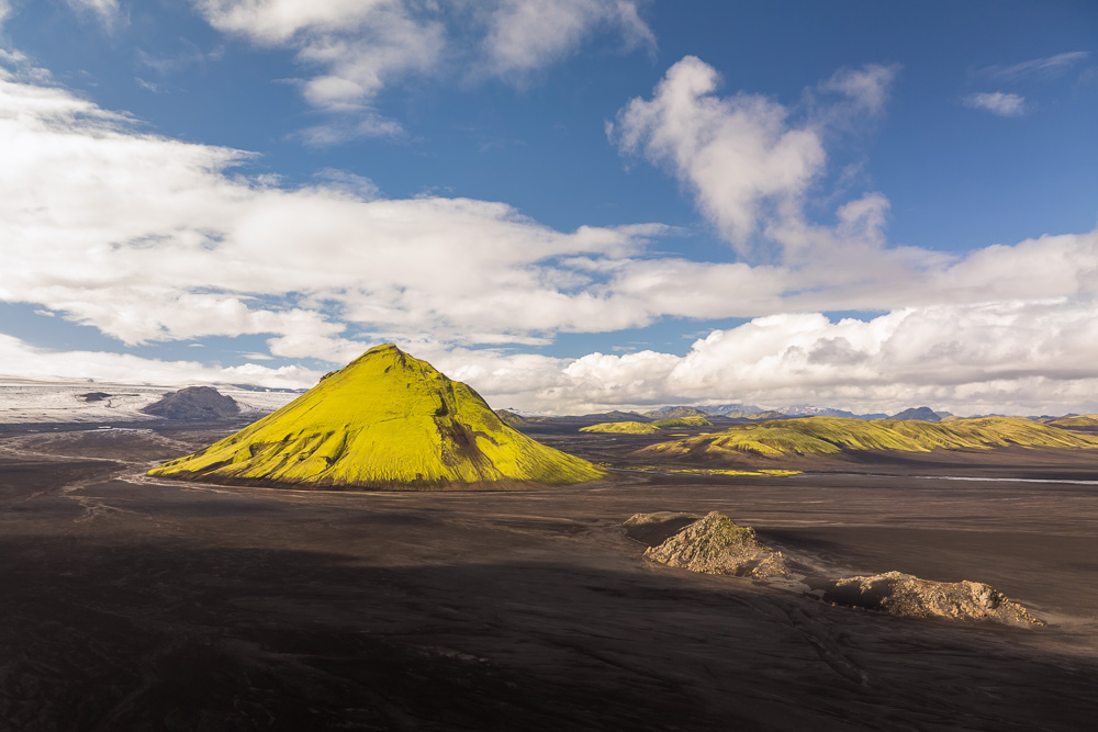MAB-DJI-20250804-ICELAND-HIGHLANDS-MAELIFELL-VOLCANO-0006.jpg