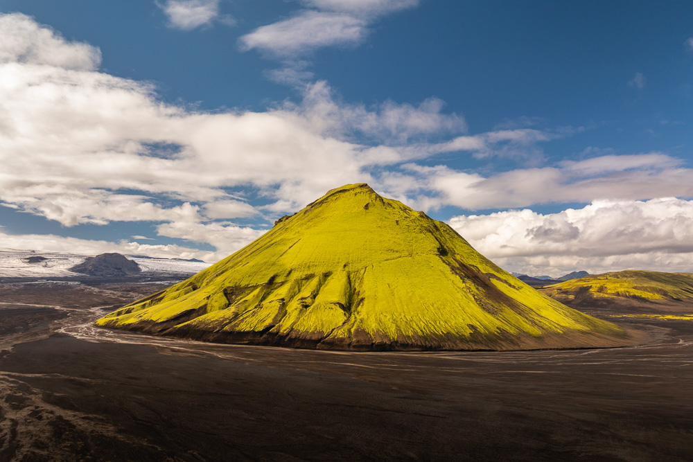 MAB-DJI-20250804-ICELAND-HIGHLANDS-MAELIFELL-VOLCANO-0010.jpg