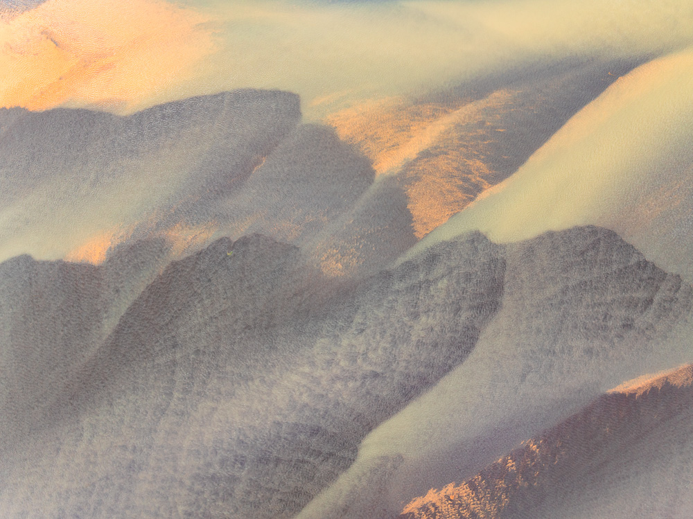 MAB-DJI-20250805-ICELAND-GLACIAL-RIVER-PATTERNS-0014.jpg