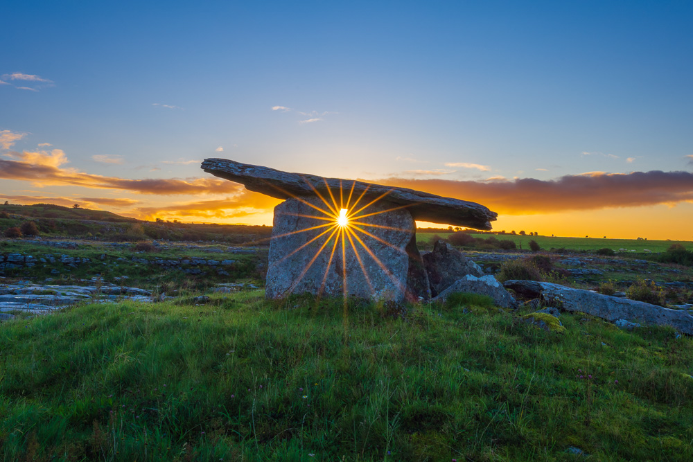 MAB-20250921-IRELAND-CLARE-POULNABRONE-DOLMEN-TOMB-SUNRISE-8395.jpg