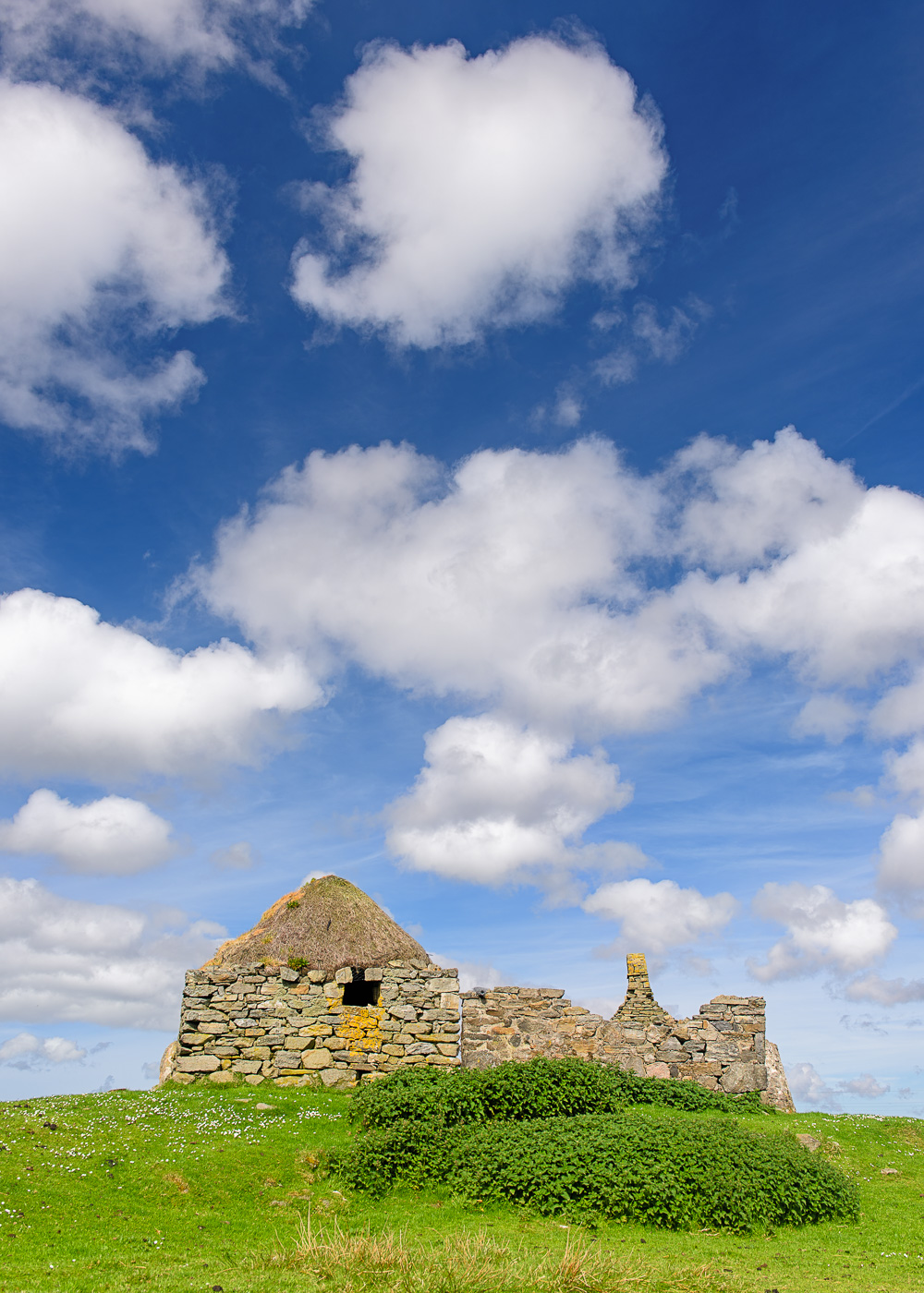 MAB-20170528-SCOTLAND-NORTH-UIST-CROFT-RUINS-8107882.jpg