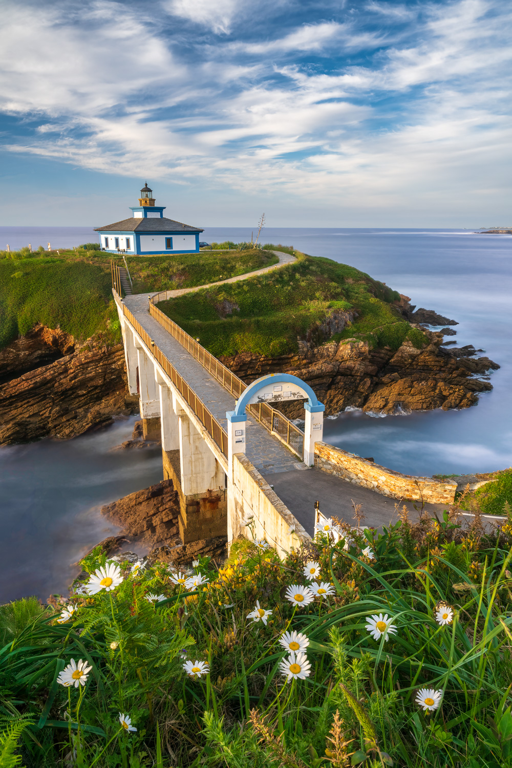 MAB-20250527-ES-ASTURIAS-PANCHA-ISLAND-LIGHTHOUSE-7202.jpg
