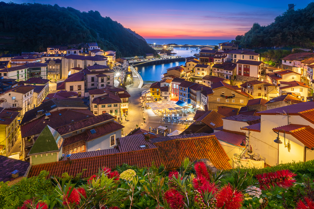 MAB-20250528-ES-ASTURIAS-CUDILLERO-TWILIGHT-DUSK.jpg
