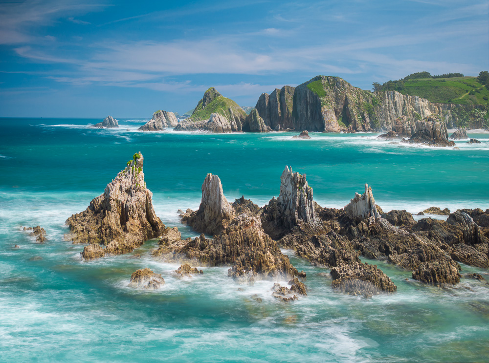 MAB-DJI-20250527-ES-ASTURIAS-CASTANERAS-COVE-0238.jpg