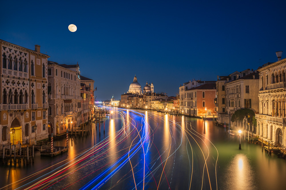 MAB-20260201-IT-VENICE-DELL-ACCADEMIA-BRIDGE-DUSK-1531.jpg