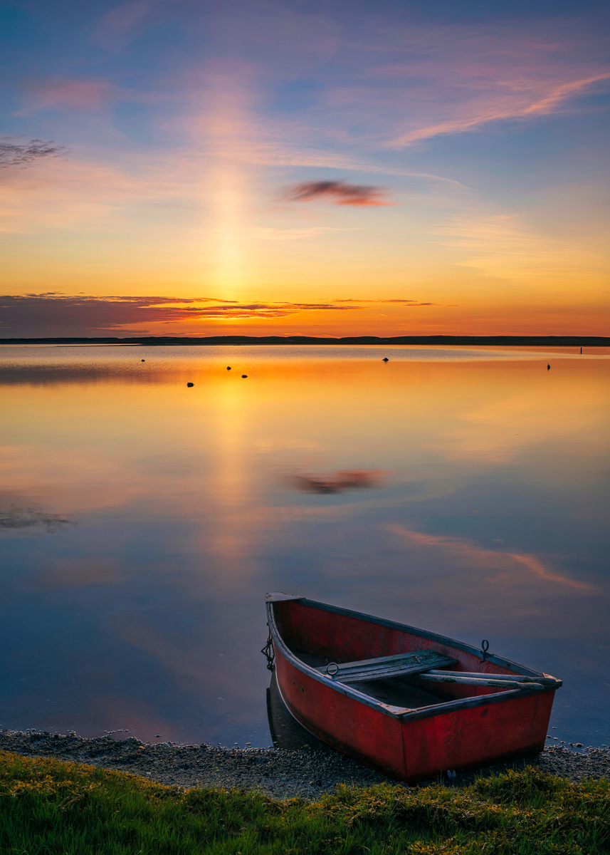 MAB-20220526-MA-RED-BOAT-BEACH-SUNRISE-23965.jpg