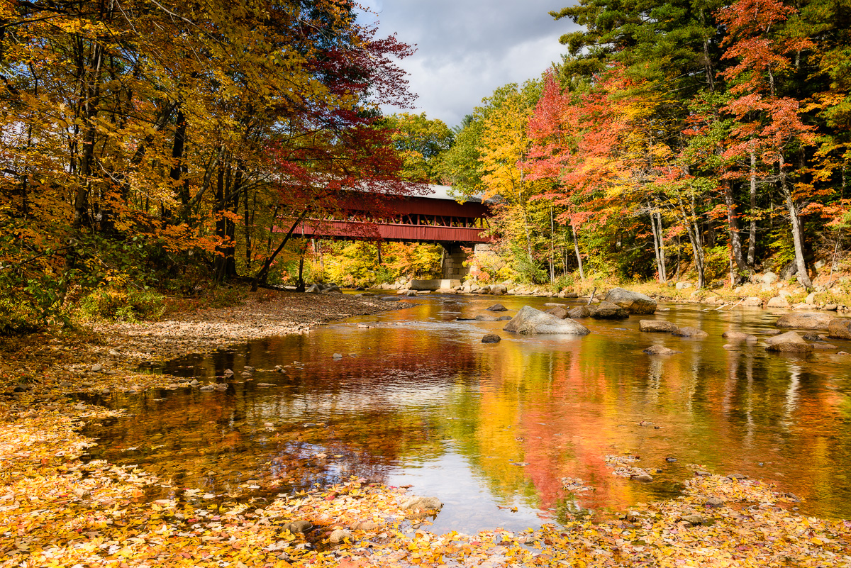 MAB-20151014-NH-SWIFT-RIVER-BRIDGE-AUTUMN-8104353.jpg