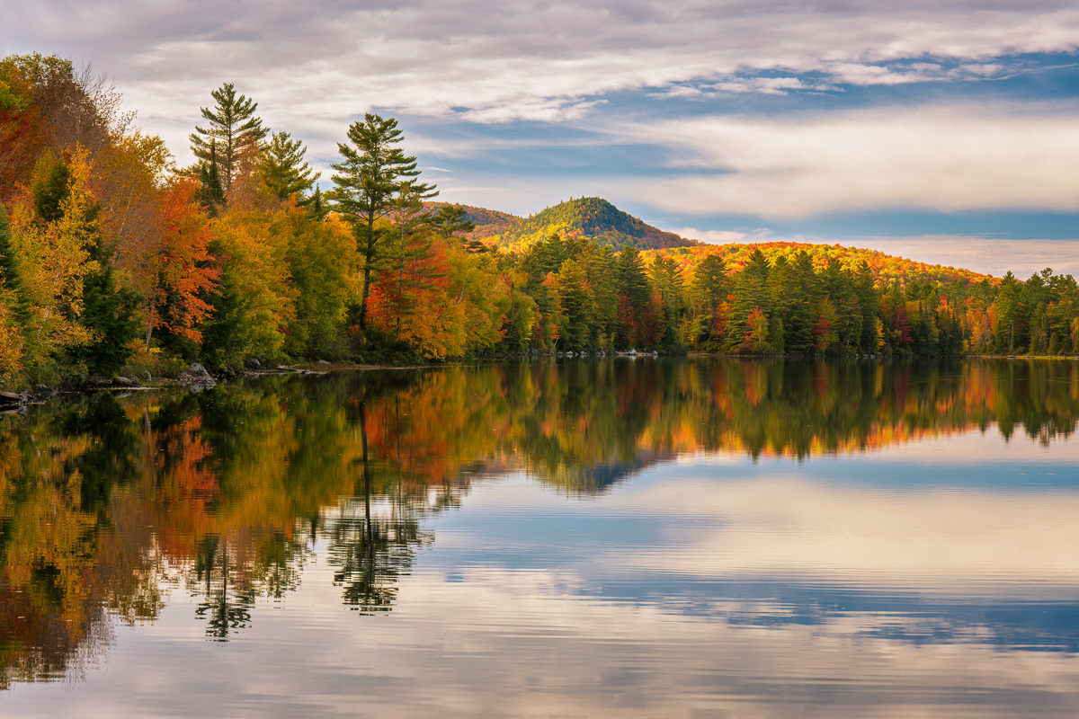 MAB-20221004-VT-RICKER-POND-SUNSET-AUTUMN-21460.jpg