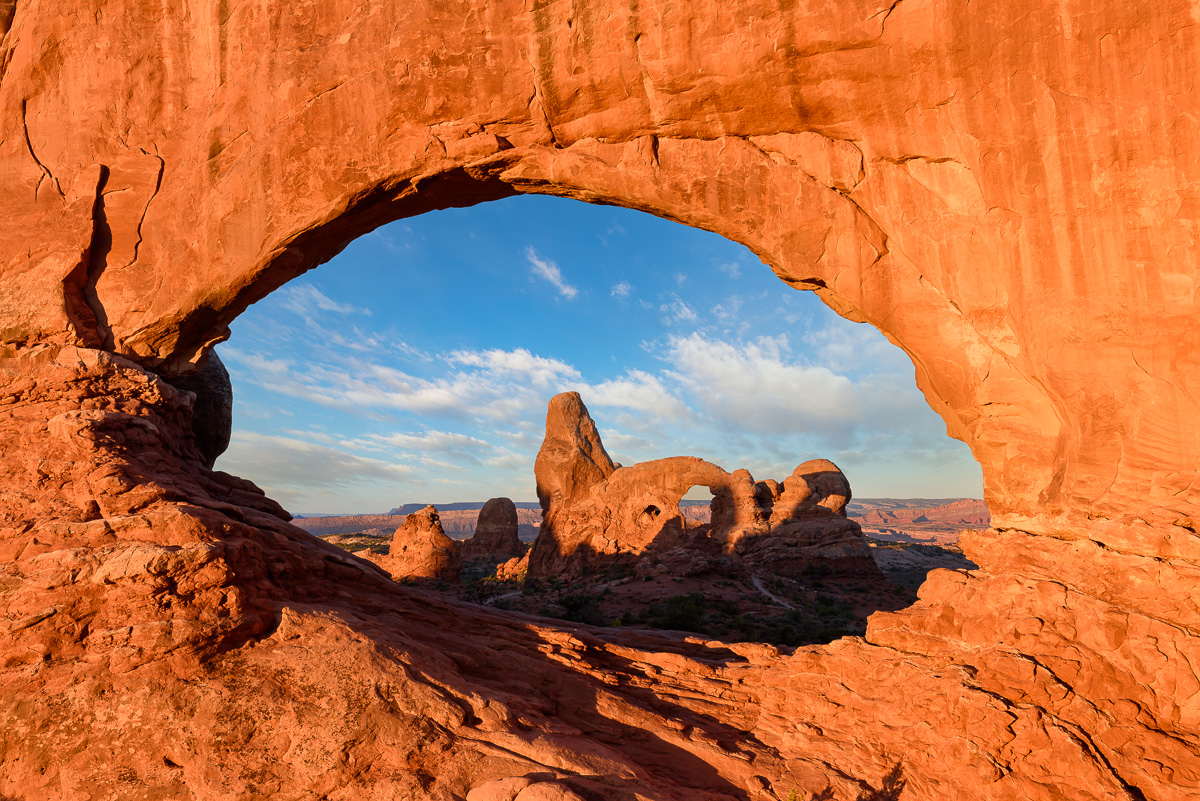 MAB-20150919-UT-MOAB-NORTH-WINDOW-SUNRISE-8102075.jpg