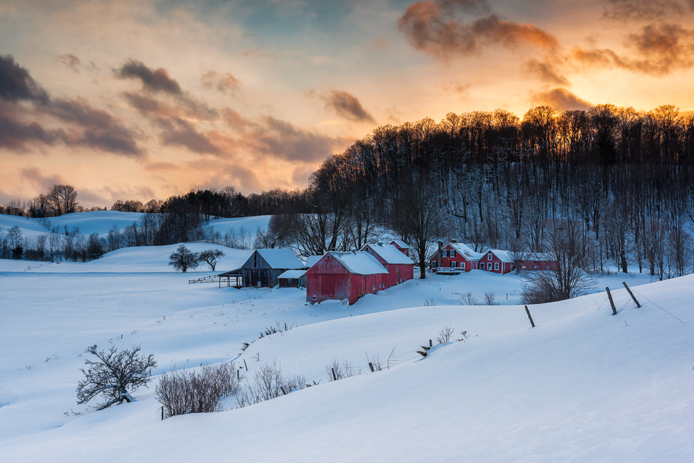 MAB-20170216-VT-JENNE-FARM-WINTER-SUNSET-8106044.jpg