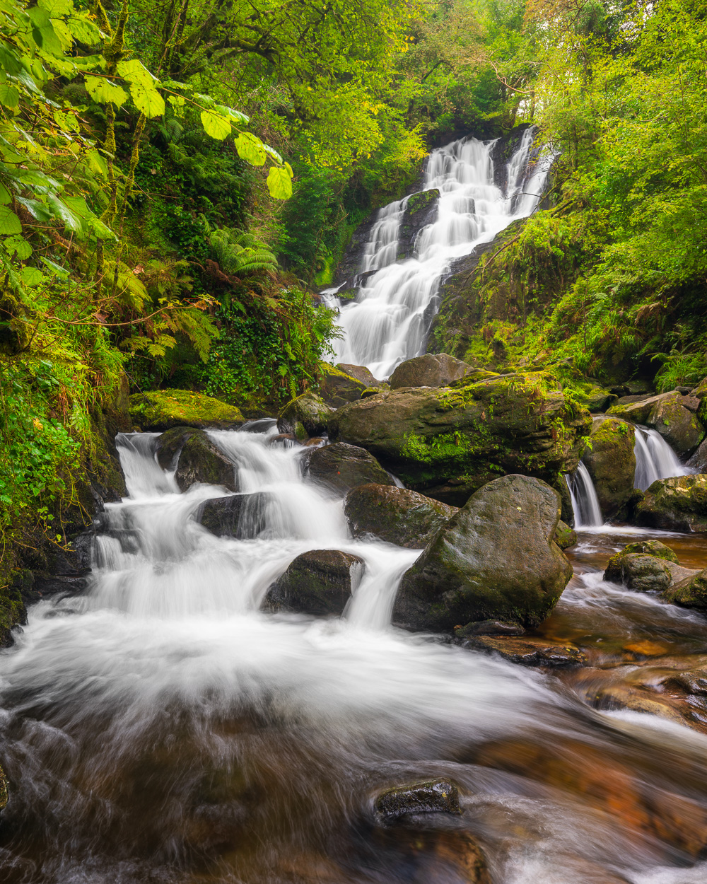 MAB-20250916-IRELAND-KERRY-TORC-WATERFALL-8087.jpg