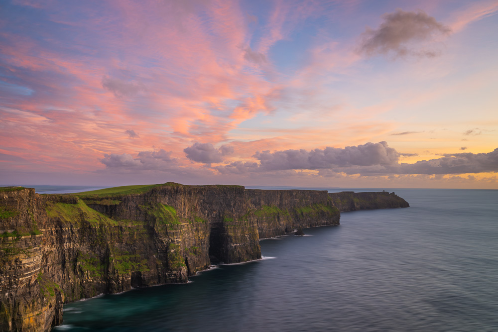 MAB-20250921-IRELAND-CLARE-CLIFFS-OF-MOHER-SUNSET-8520.jpg