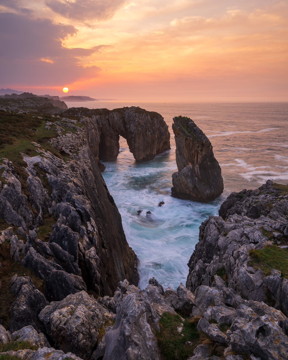 MAB-20260408-SPAIN-ASTURIAS-MIRADOR-DE-OLIANCO-SUNSET-1710.jpg
