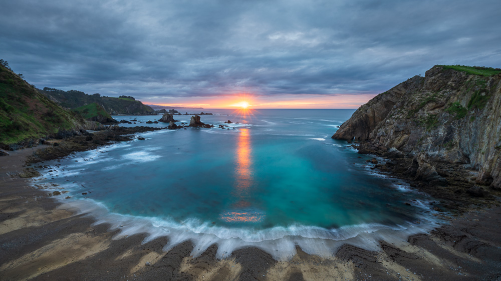 MAB-20260414-SPAIN-ASTURIAS-SILENCIO-BEACH-SUNSET-3275.jpg