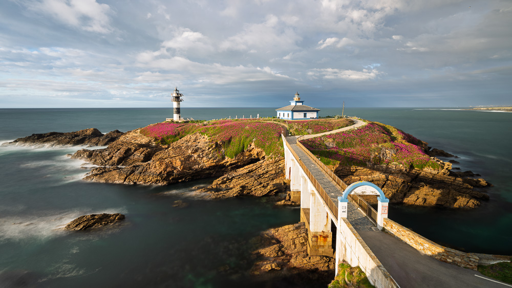 MAB-20260415-SPAIN-ILLA-PANCHA-RIBADEO-LIGHTHOUSE-SUNSET-3515.jpg