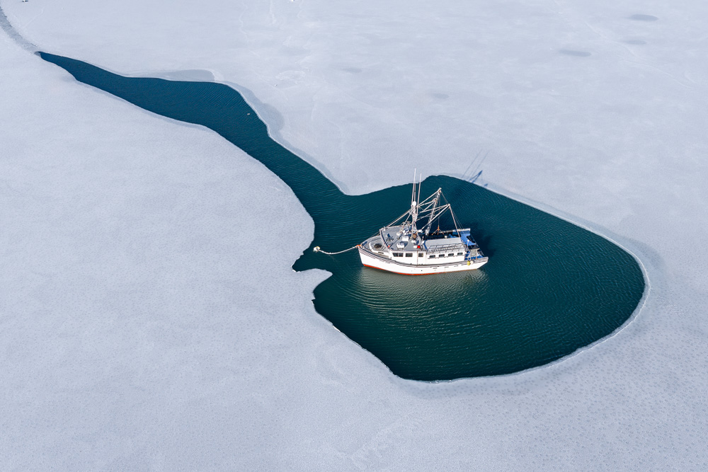 MAB-DJI-20260210-MA-CHATHAM-STAGE-HARBOR-BOAT-ICE-0012.jpg