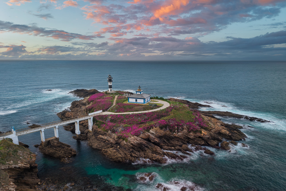MAB-DJI-20260415-SPAIN-ILLA-PANCHA-RIBADEO-LIGHTHOUSE-SUNSET-0094.jpg
