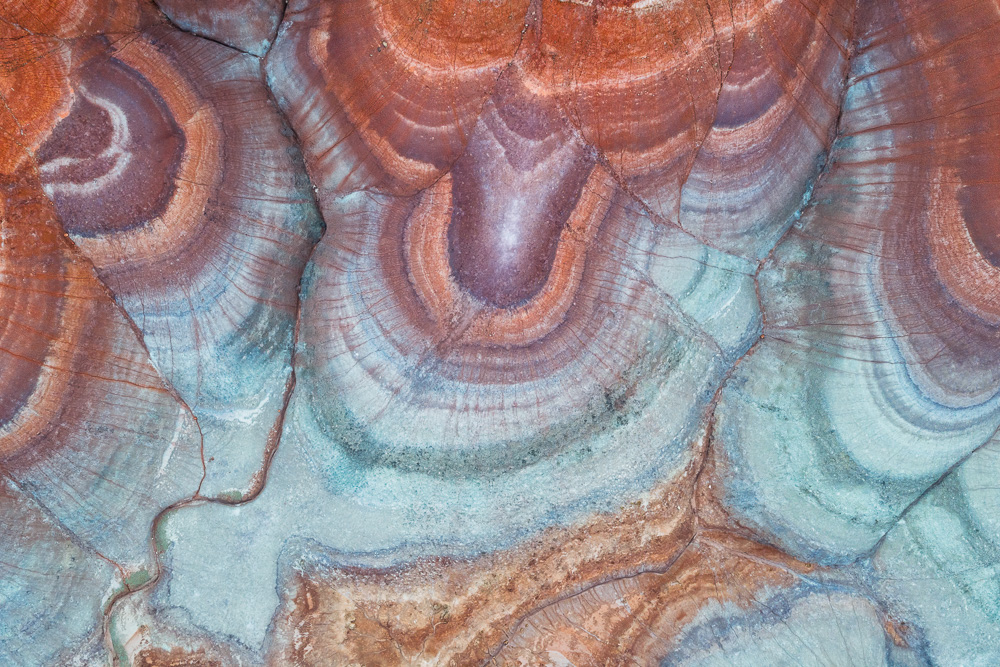 MAB-DJI-20260514-UT-HANKSVILLE-BENTONITE-HILLS-PATTERNS-0001-2X.jpg