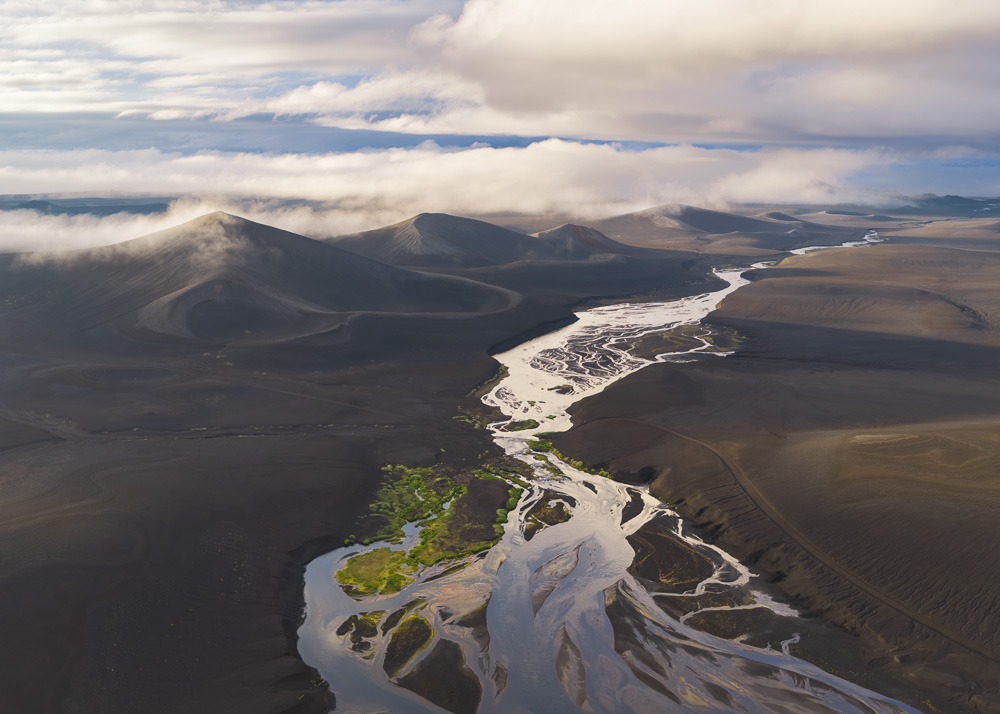 MAB-DJI-20260722-ICELAND-HIGHLANDS-VATNAKVISI-RIVER-0007.jpg
