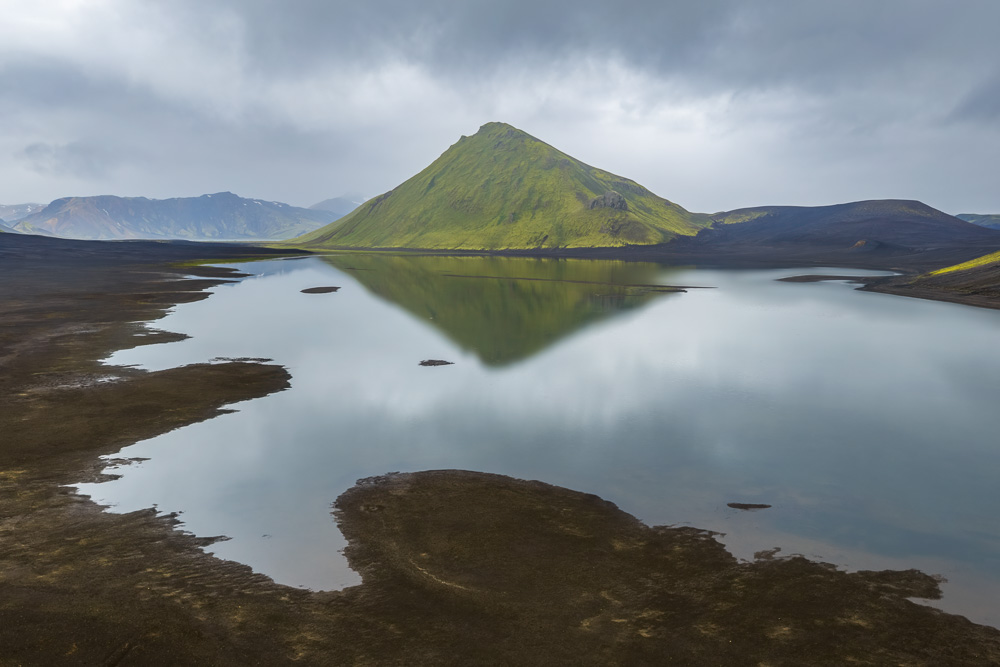 MAB-DJI-20260722-ICELAND-HIGHLANDS-VOLCANO-REFLECTION-0007.jpg