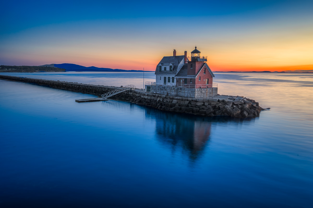 MAB-DJI-20250912-ME-ROCKLAND-BREAKWATER-LIGHT-SUNRISE-0145.jpg