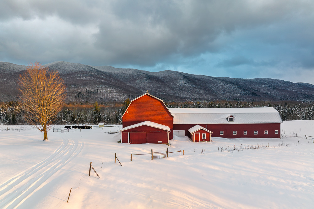 MAB-DJI-20231213-VT-WATERBURY-RED-BARN-WINTER-SUNSET-0094.jpg