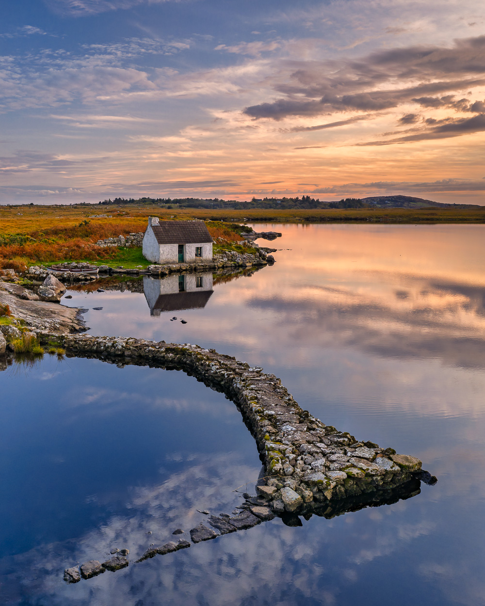 MAB-DJI-20250924-IRELAND-CONNAMARA-SCREEBE-FISHING-HUT-0492.jpg