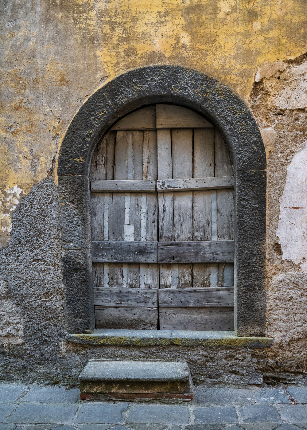 MAB-20220717-ITALY-LAZIO-BAGNOREGIO-DOORS-WINDOWS-00057.jpg