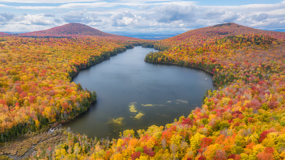 MAB-20221007-VT-DJI3-KETTLE-POND-FALL-FOLIAGE-0593.jpg