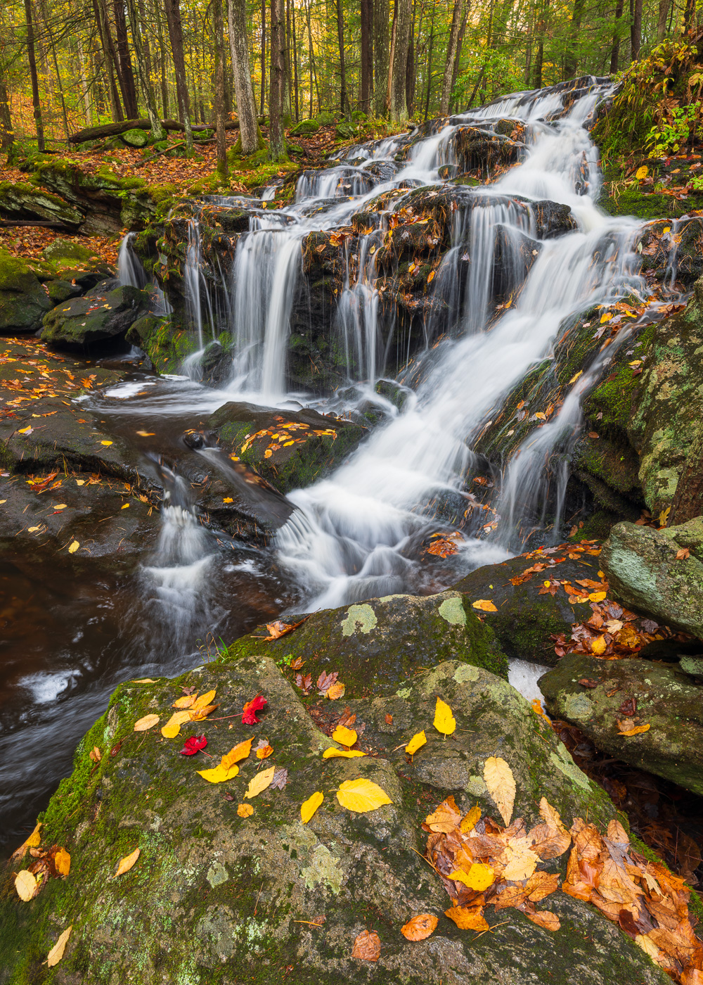MAB-20251022-NH-TUCKER-BROOK-FALLS-AUTUMN-8877.jpg