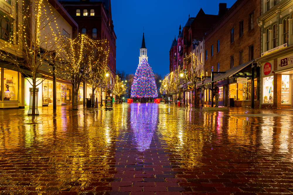 MAB-20191209-VT-BURLINGTON-CHURCH-STREET-CHRISTMAS-77586.jpg