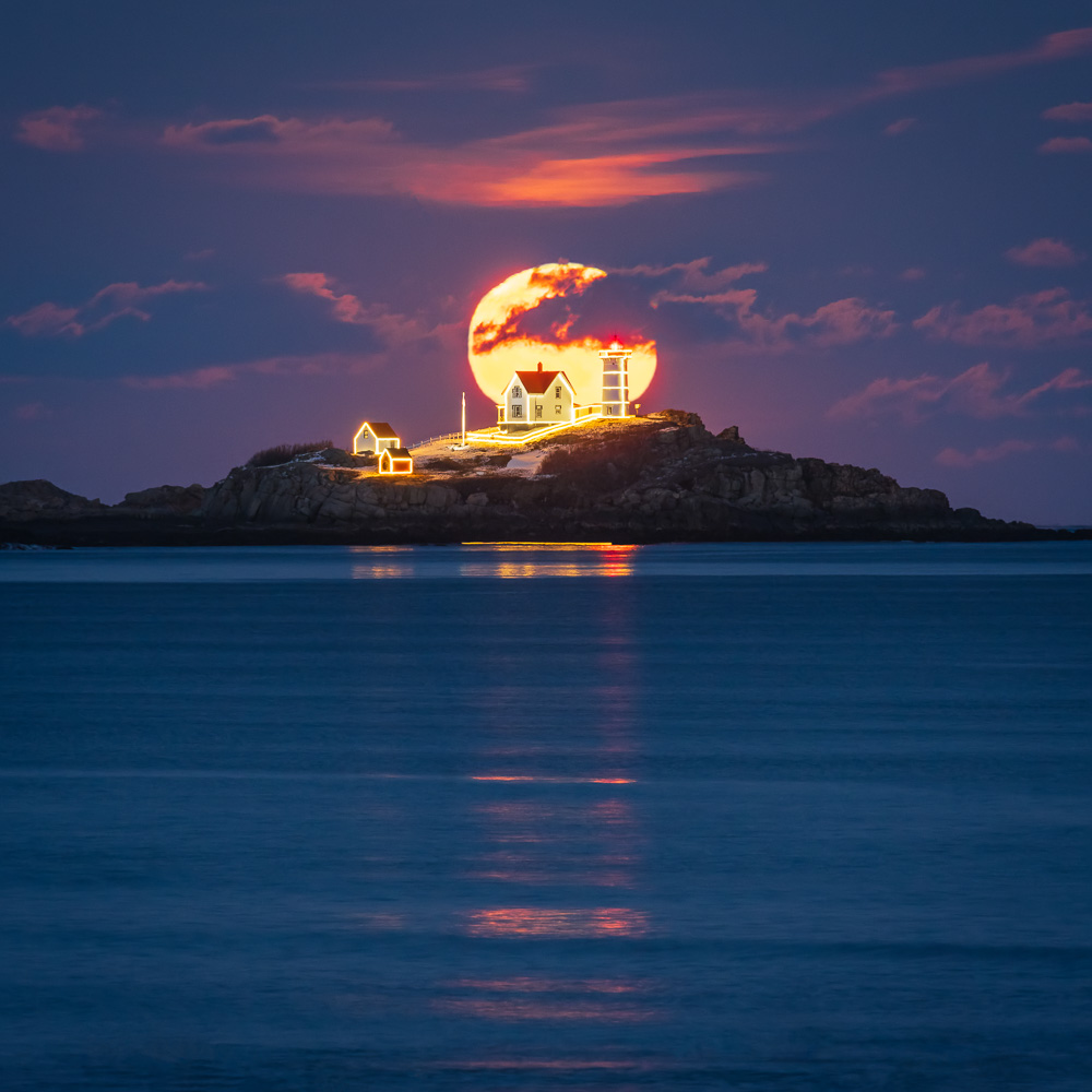 MAB-20191212-ME-NUBBLE-LIGHT-FULLMOON-77655.jpg