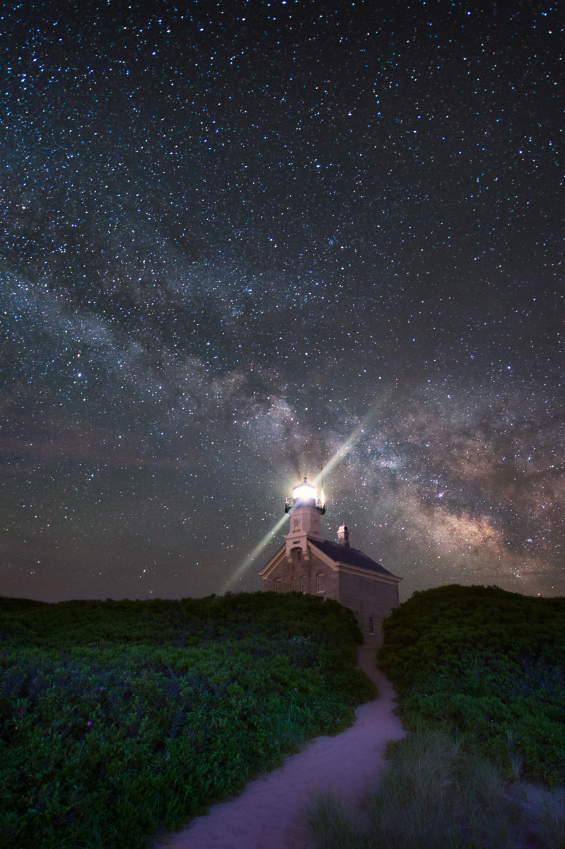 MAB_20140623_RI_BLOCK_ISLAND_NORTH_LIGHT_STARS_0789.jpg