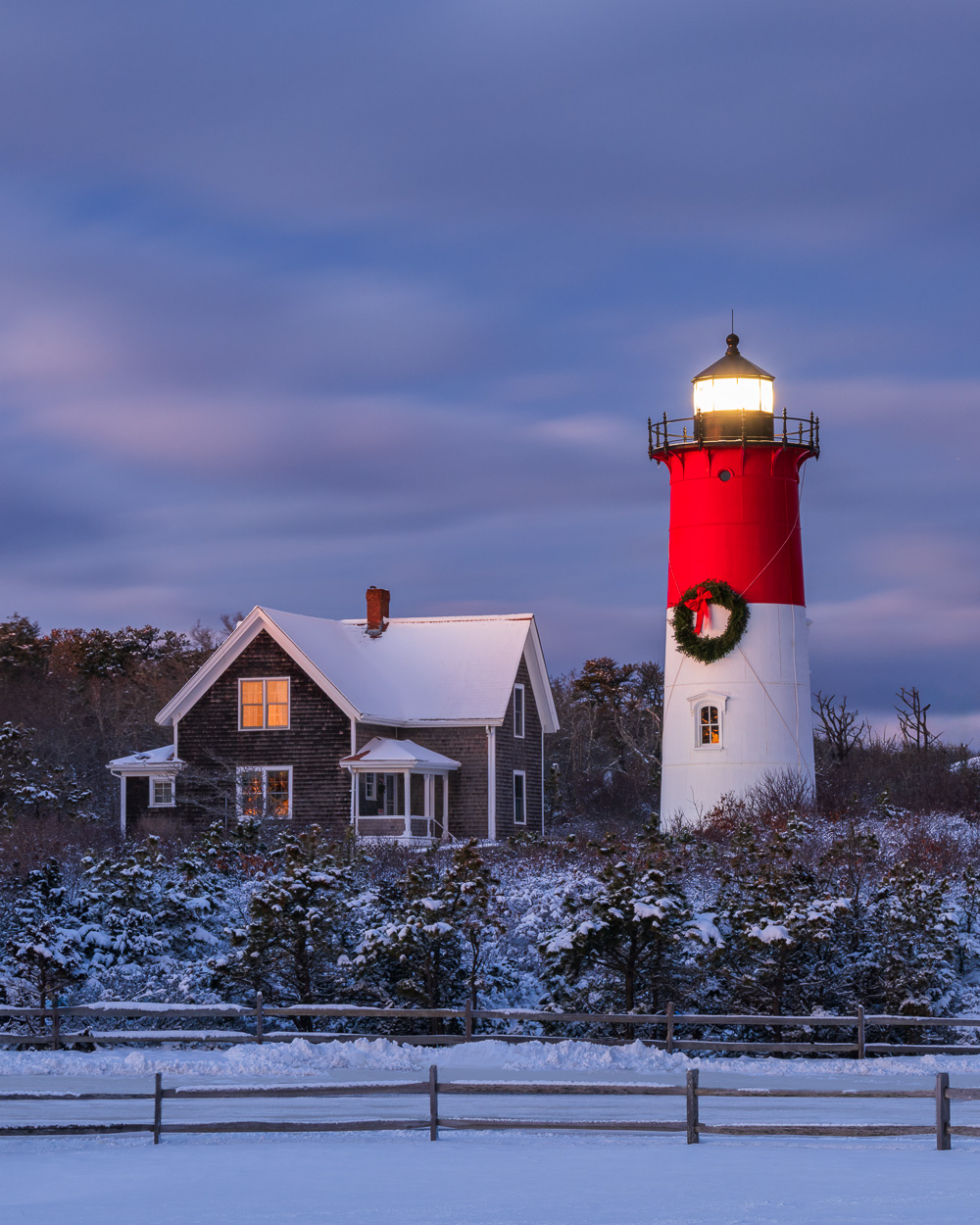 MAB-20251215-MA-NAIUSET-BEACH-LIGHT-WINTER-TWILIGHT-080105.jpg