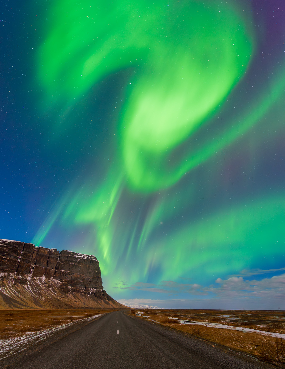 MAB-20150301-ICELAND-WINTER-AURORA-8105437.jpg