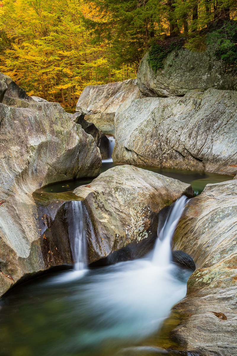 MAB-20191006-VT-WARREN-FALLS-AUTUMN-77267.jpg