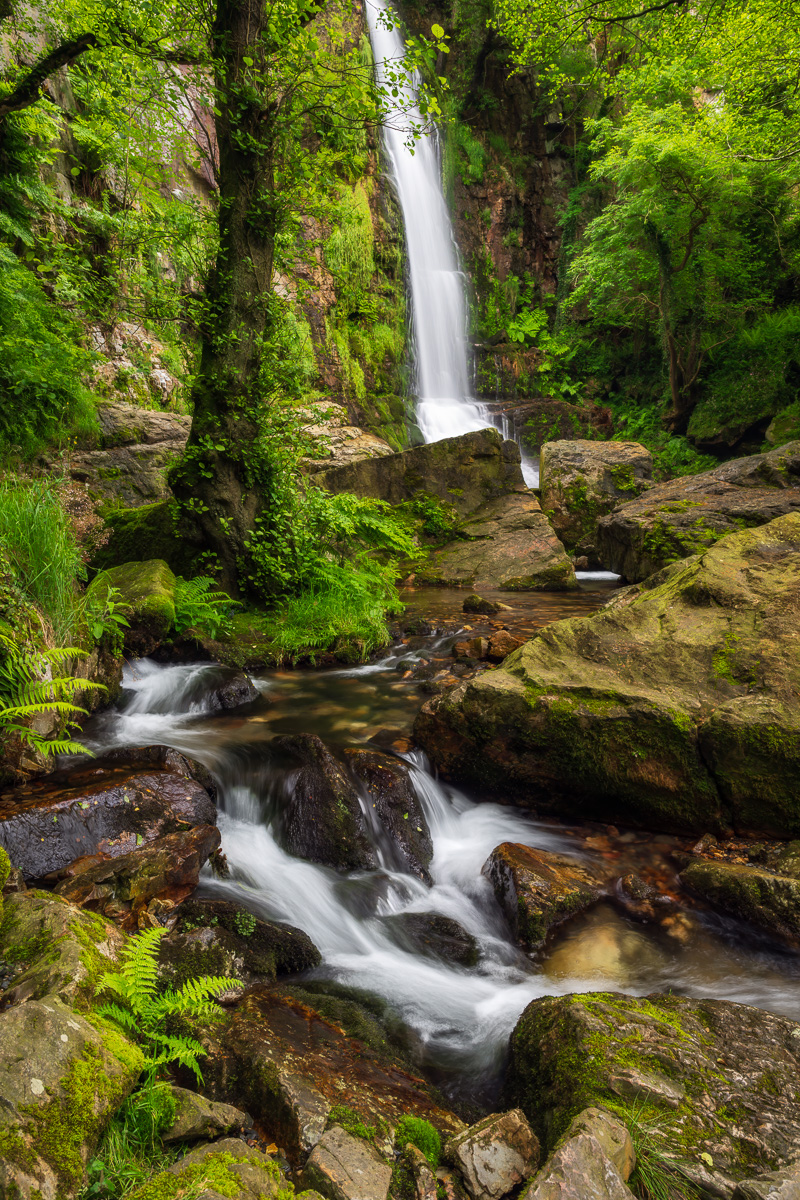 MAB-20250526-ES-ONETE-CASCADA-LA-FIRBIA-SPRING-6932.jpg